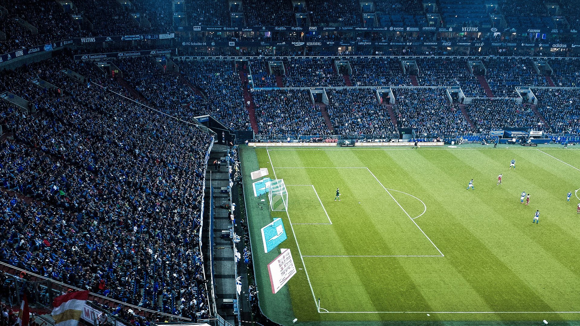 意甲豪门激烈争夺名将，转会费频创新高，意甲转会最新动态